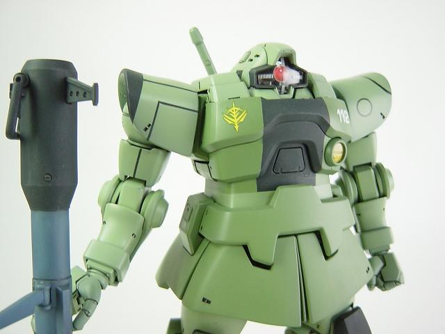 MG ドム 陸戦型 塗装済み 武器 円形台座 付き 送料無料 完成品 MG ドム 陸戦型 塗装済み 武器 円形台座 付き 送料無料 完成品