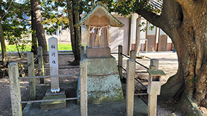万九千神社09